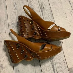G series wedge sandals